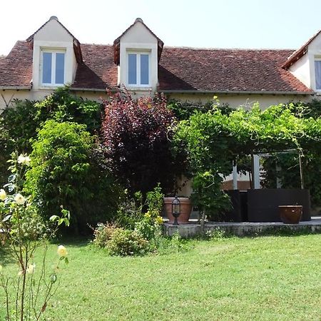 Hotel Domaine De Montboulon Saint-Georges-sur-Baulche Exterior foto